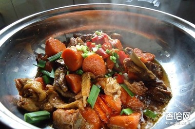 幹鍋雞燉胡蘿卜