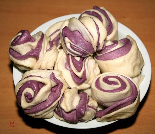 紫薯双色花卷
