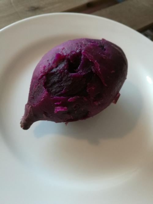 紫薯黑芝麻饅頭