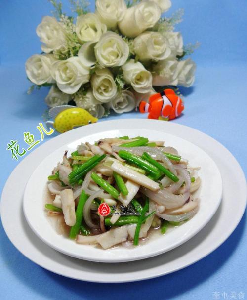 芹菜炒洋葱有哪些功效 201709221123448107.jpg