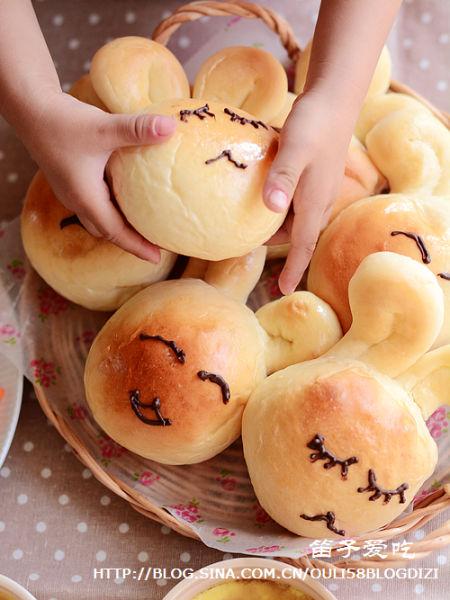 萌兔子麵包