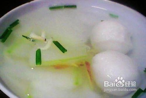 虾皮鱼丸冬瓜汤