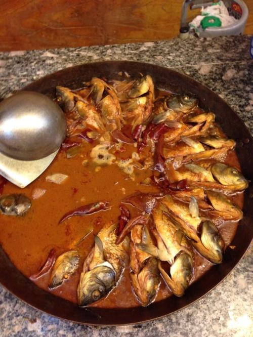 鐵鍋燉魚