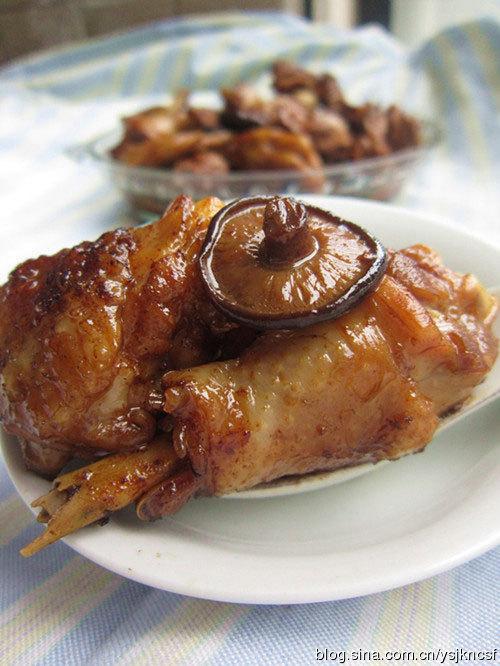 香菇烧鸡公