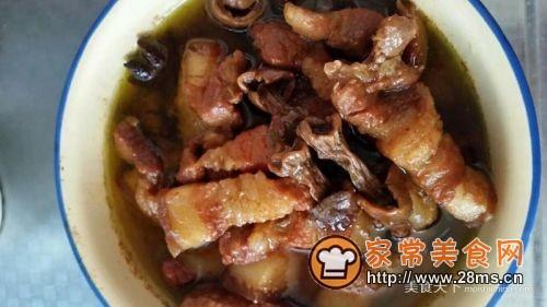 鸡枞菌烧肉