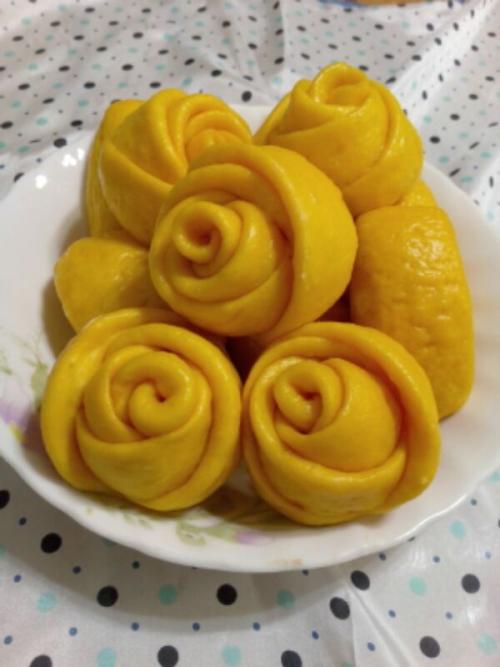 黃玫瑰花饅頭