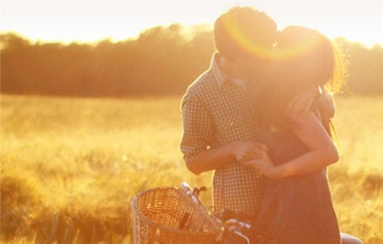 狮子座男生分手后还喜欢你吗