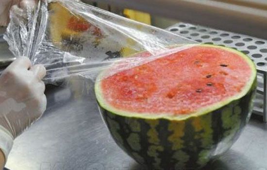切开的西瓜怎么保鲜 放冰箱也有讲究