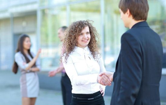 恋爱中遇到情敌怎么办 教你几招轻松应对