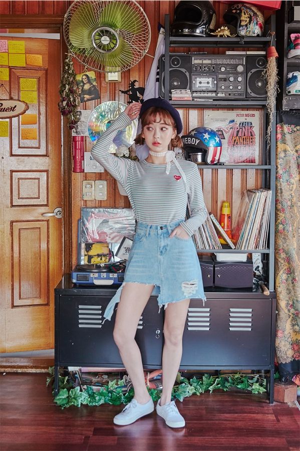 长袖条纹T恤怎么搭配 玩转文艺少女风