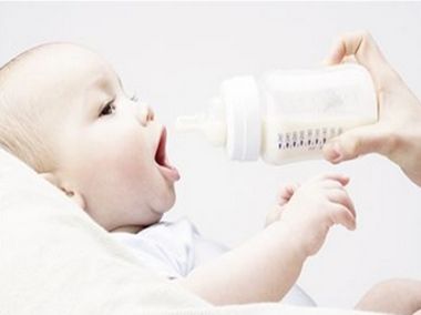嬰兒會對奶粉過敏嗎 症狀有哪些