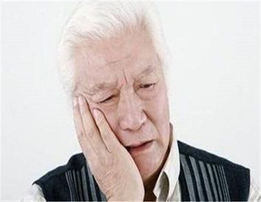 牙痛是什么原因引起的 千万不要小看牙痛