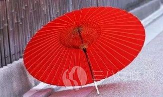 结婚打红伞有什么寓意.png