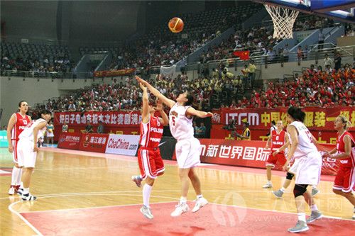 女生打籃球有哪些好處 打籃球的技巧有哪些1.jpg