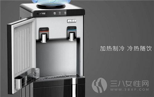 饮水机如何清洗 饮水机的水有异味怎么办3.png
