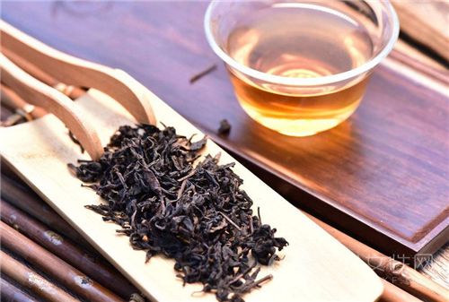 怎么喝黑茶可以减肥 喝黑茶多久可以减肥1.png