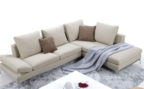 深灰色沙发配什么颜色沙发垫 沙发如何搭配3.png