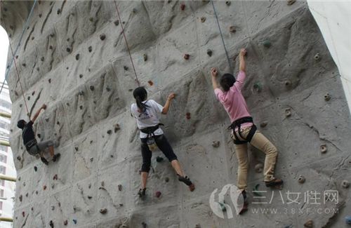 攀岩可以锻炼哪些能力 攀岩需要注意什么4.png