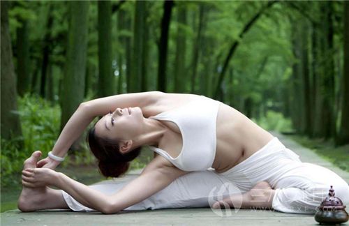 練瑜伽可以豐胸嗎 豐胸瑜伽有哪些1.png