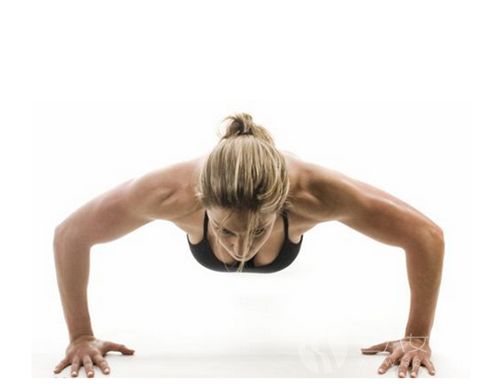瘦背的运动有哪些 瘦背瑜伽怎么做1.png