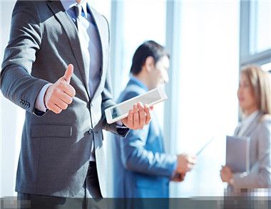 如何在职场中提高自己的竞争力 职场竞争力取决于哪些要素