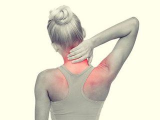 冬季睡醒肩颈酸痛是怎么回事  冬季睡醒肩颈酸痛该怎么办