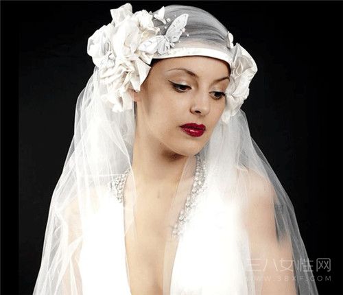 新娘头纱的款式.jpg