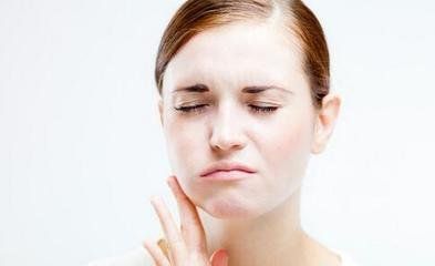 牙周炎應該如何預防  牙周炎是什麼原因引起的
