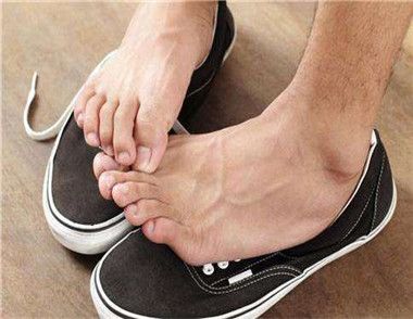 脚气产生的原因是什么 不同种类的脚气有哪些症状
