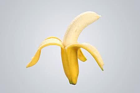 香蕉能不能放在冰箱里面  香蕉不能和什么食物一起吃