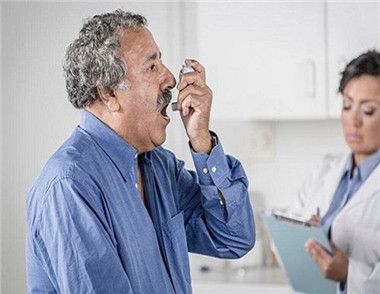 哮喘疾病有哪些症状 哮喘疾病有哪些病因