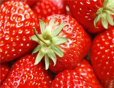 月經期能吃草莓嗎 月經期吃什麼好