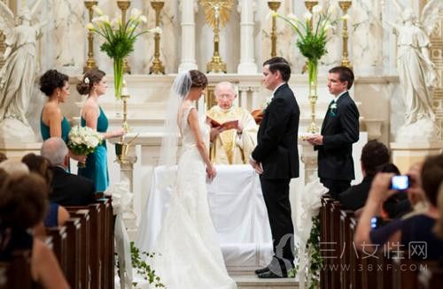 教堂婚礼有什么条件