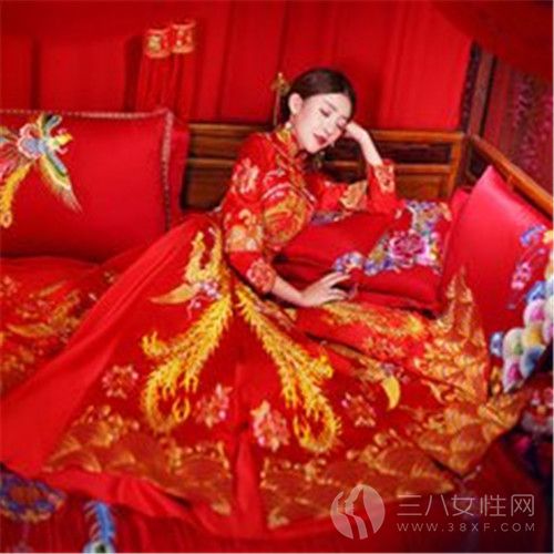 中式嫁衣有哪些选择技巧