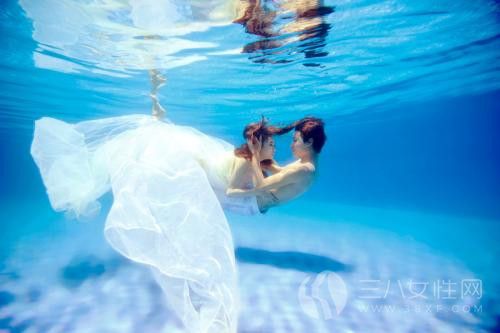拍摄水下婚纱照需要注意什么细节