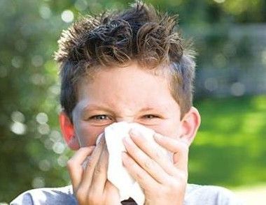 过敏性鼻炎和感冒有什么区别 换季为什么鼻炎严重