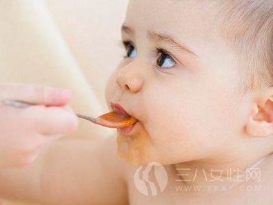 如何判断宝宝是否吃饱了