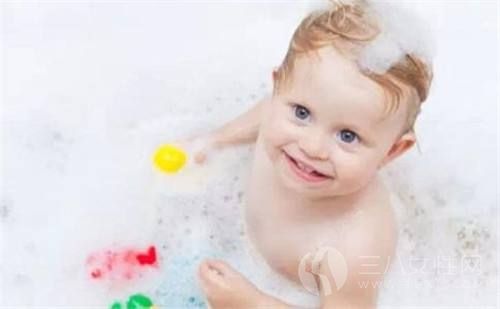 如何挑选婴儿洗发水