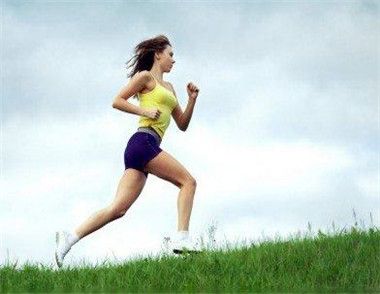 每天早晨起来跑步能不能减肥 早晨跑步对身体所有那几点好处