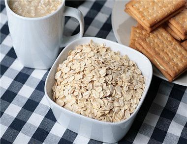 燕麦片吃多了会上火吗 燕麦的功效有哪些