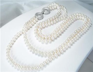 女人戴珍珠項鏈有什麼好處 珍珠項鏈怎麼挑選