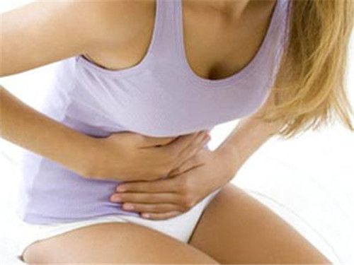 月经量多有血块的症状是什么 月经量多有血块的原因有哪些