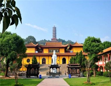 岳阳好玩的地方有哪些 岳阳有什么特色小吃