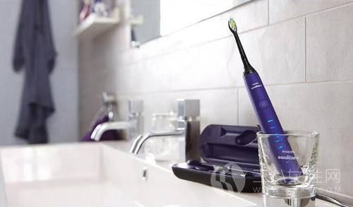 电动牙刷比普通牙刷刷的干净吗