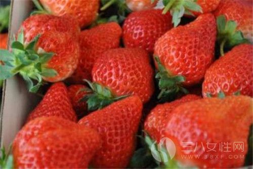 草莓有什么营养价值.jpg