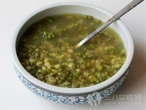绿豆汤不能和什么食物一起吃