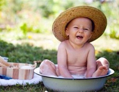 夏季如何预防宝宝长痱子 痱子有哪些种类