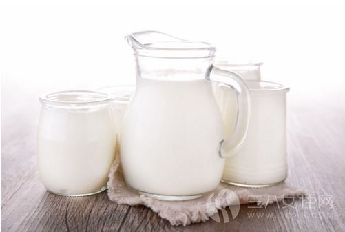 纯牛奶与鲜牛奶的有什么区别