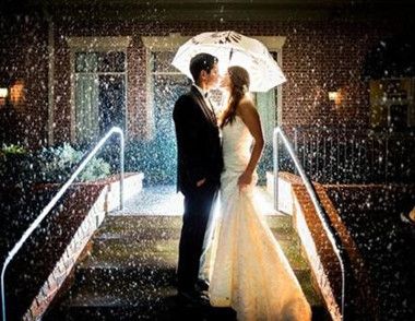 结婚遇到下雨天有什么说法 结婚当天下雨要注意些什么