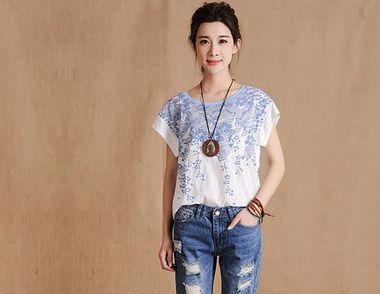 ​4月去三亚穿什么衣服合适 去三亚适合穿什么鞋子